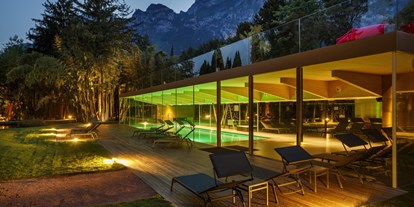 Familienhotel - Umgebungsschwerpunkt: See - Trentino - Parkanlage und Terrasse - Du Lac et Du Parc Grand Resort