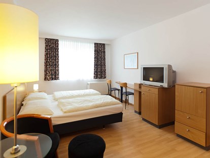 Familienhotel - Umgebungsschwerpunkt: am Land - Deutschland - Familien-Suite - Elternschlafzimmer - Werrapark Resort Hotel Heubacher Höhe