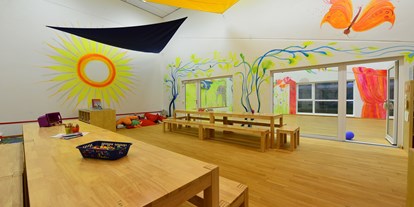 Familienhotel - Spielplatz - Kinderbetreuung für Kinder von 3-11 Jahren im Happy Sonni Club - Hotel Sonnenhügel Familotel Rhön