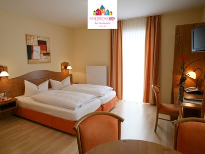 Familienhotel - Suiten mit extra Kinderzimmer - Familienapartment Typ F - Familienhotel Friedrichshof