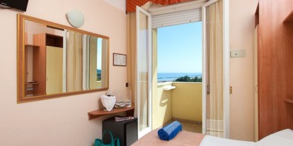 Familienhotel - Umgebungsschwerpunkt: Strand - Italien - Zimmer - Hotel King Marte