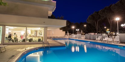 Familienhotel - Umgebungsschwerpunkt: Strand - Italien - Hotel King Marte