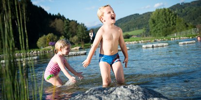 Familienhotel - Umgebungsschwerpunkt: Berg - Deutschland - Badespaß am Natursee... - Familotel Schreinerhof