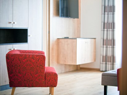 Familienhotel - Einzelzimmer mit Kinderbett - Ehrwald - Zimmer - Hotel Truyenhof