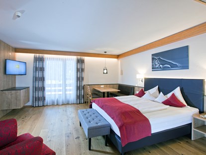 Familienhotel - Umgebungsschwerpunkt: Berg - Tiroler Oberland - Zimmer - Hotel Truyenhof
