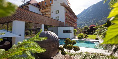 Familienhotel - Garten - Oberinntal - Hotel Truyenhof