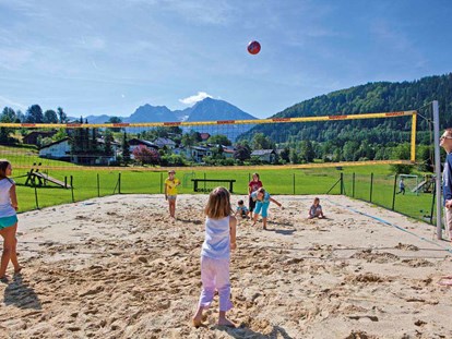 Familienhotel - Kinderbetreuung in Altersgruppen - Oberösterreich - 5000 m² Außenspielplatz - Dilly - Das Nationalpark Resort