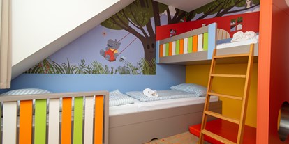 Familienhotel - Suiten mit extra Kinderzimmer - Ungarn - Kinderzimmer - Kolping Hotel Spa & Family Resort