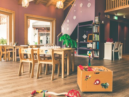 Familienhotel - Umgebungsschwerpunkt: Berg - St. Gallenkirch - Globi Kids Club - Hotel Waldhuus Davos