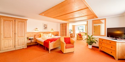 Familienhotel - Suiten mit extra Kinderzimmer - Bayern - Wohnbeispiel - Viktoria Hotels, Fewos, Chalets & SPA