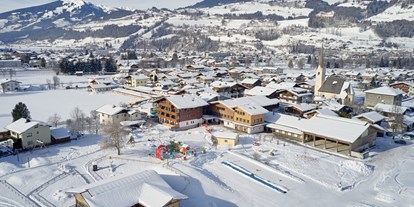 Familienhotel - Ausritte mit Pferden - Salzburg - Der Felbenspielplatz im Winter - Kinderhotel Felben
