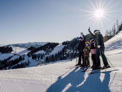 Familienhotel - Skikurs direkt beim Hotel - Schladming - Ihr Familienhotel direkt an der Skipiste - Alpina Alpendorf