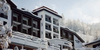 Familienhotel - Teenager-Programm - Salzburg - Ski in & Ski out / im Winter direkt an der Skipiste  - Alpina Alpendorf