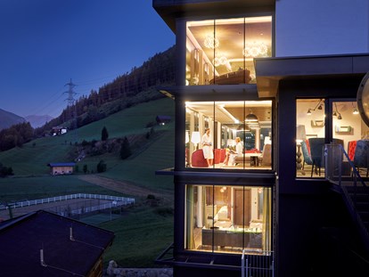 Familienhotel - Umgebungsschwerpunkt: Fluss - Österreich - Der Wellness Turm - adults only - Almhof Family Resort & SPA