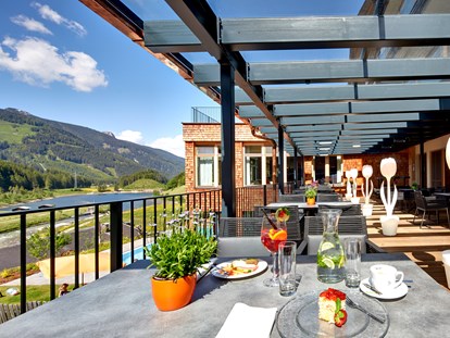 Familienhotel - Wellnessbereich - Österreich - Almhof Family Resort & SPA