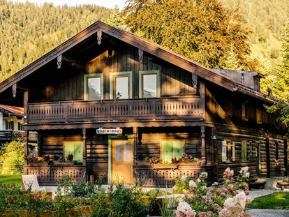 Familienhotel - Wasserrutsche - Oberndorf in Tirol - Das Bayrischzell Familotel Oberbayern