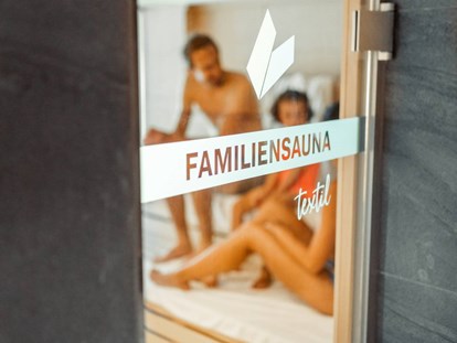 Familienhotel - Einzelzimmer mit Kinderbett - Kitzbühel - Das Bayrischzell Familotel Oberbayern