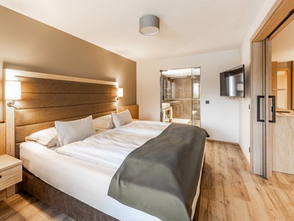 Familienhotel - Preisniveau: moderat - Deutschland - Schlafzimmer 1 Suite Tegernsee - Das Bayrischzell Familotel Oberbayern