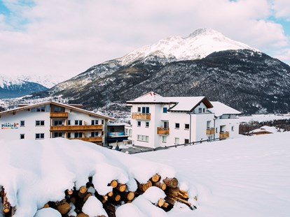 Familienhotel - Umgebungsschwerpunkt: Berg - Tiroler Oberland - Außenansicht Pitzis Kinderhotel - Pitzis Kinderhotel