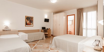 Familienhotel - Einzelzimmer mit Kinderbett - Cesenatico, Italien - Superior Room - 602 - Hotel Roxy & Beach