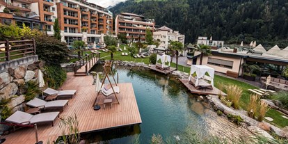 Familienhotel - Garten - Italien - Quellenhof Luxury Resort Passeier