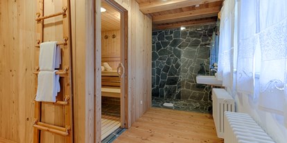 Familienhotel - Umgebungsschwerpunkt: Berg - Kärnten - Bauernhaus Sauna  - Almdorf Seinerzeit
