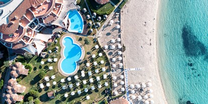 Familienhotel - Umgebungsschwerpunkt: Meer - Hotel Resort & Spa Baia Caddinas