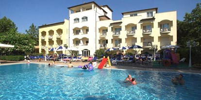 Familienhotel - Garten - Zadina di Cesenatico - Hotel Sport & Residenza - Hotel Sport & Residenza