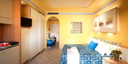 Familienhotel - Garten - Zadina di Cesenatico - Großes Zimmer mit Doppelbett - Hotel Sport & Residenza