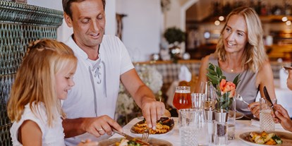 Familienhotel - Babyphone - Pongau - Kulinarische Köstlichkeiten auf hohem Niveau für Groß und Klein - Verwöhnhotel Berghof