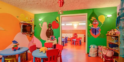 Familienhotel - Kinderwagenverleih - Italien - Kinderspielraum - Blu Suite Hotel