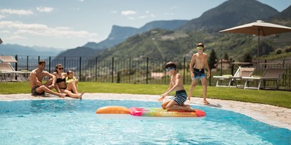 Familienhotel - Garten - Italien - Schwimmbad für die ganze Familie - DAS GRAFENSTEIN Familienresidence & Suiten