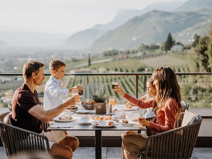 Familienhotel - Umgebungsschwerpunkt: am Land - St. Leonhard (Trentino-Südtirol) - DAS GRAFENSTEIN Familienresidence & Suiten