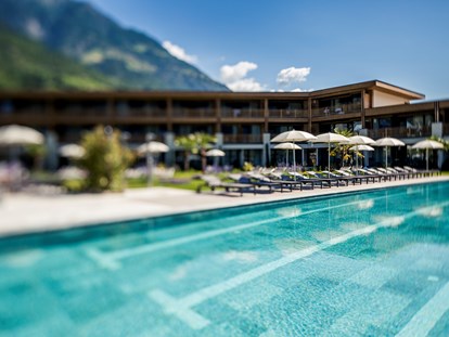 Familienhotel - Umgebungsschwerpunkt: Fluss - Italien - Pool im Sonnen Resort  - SONNEN RESORT ****S