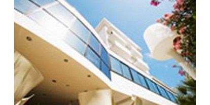 Familienhotel - Verpflegung: Halbpension - Riccione - die Fassade - Hotel Tiffany & Resort