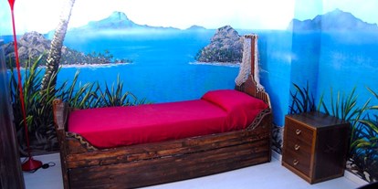 Familienhotel - Umgebungsschwerpunkt: Meer - Märchen Suites "Die Pirateninsel" - Club Family Hotel Costa dei Pini Cervia