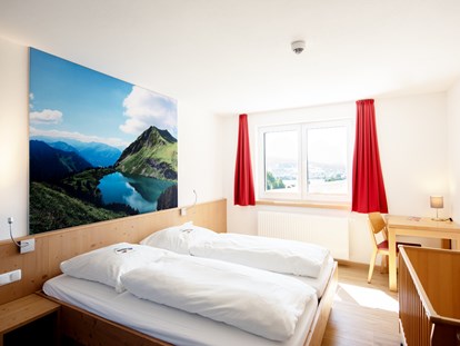 Familienhotel - Einzelzimmer mit Kinderbett - Ehrwald - Allgäuhaus Wertach