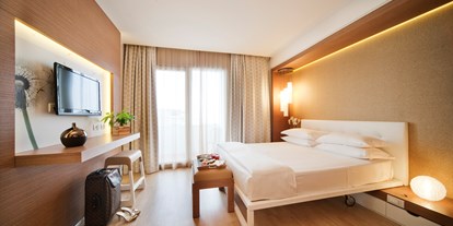 Familienhotel - Verpflegung: Halbpension - Torre Pedrera Rimini - Schöne Doppelzimmer im Hotel - Oxygen Lifestyle Hotel
