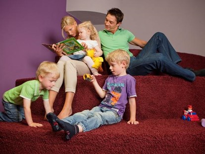 Familienhotel - Einzelzimmer mit Kinderbett - Sauerland - Kids Club - Göbel's Landhotel