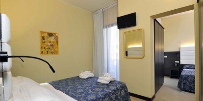 Familienhotel - Kinderbetreuung in Altersgruppen - Rimini Viserbella - Hotel Marè - Valentini Family Village