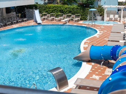 Familienhotel - Pools: Außenpool nicht beheizt - Cesenatico FC - Hotel Gambrinus - Valentini Family Village