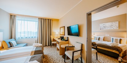 Familienhotel - Verpflegung: Vollpension - Aquapalace Hotel Prag- Zwei Doppelzimmer mit einer Verbindungstür - Aquapalace Hotel Prag