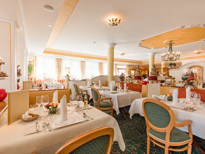 Familienhotel - Umgebungsschwerpunkt: See - Tirol - Restaurant - Familienhotel DreiSonnen 