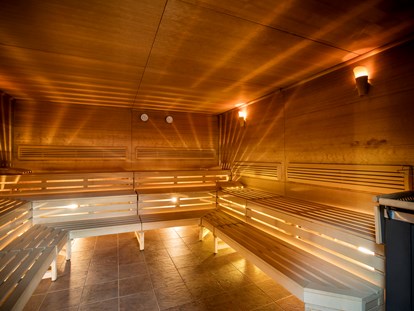Familienhotel - Umgebungsschwerpunkt: See - Sauna - H2O Hotel-Therme-Resort