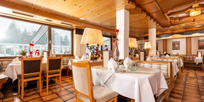 Familienhotel - Garten - Zillertal - Restaurant - Kinder- & Gletscherhotel Hintertuxerhof