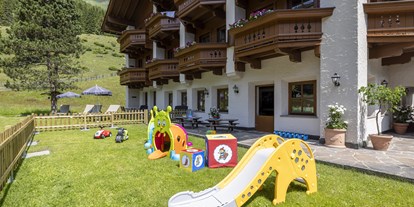Familienhotel - Spielplatz - Österreich - Kinder- & Gletscherhotel Hintertuxerhof