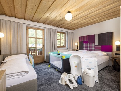 Familienhotel - Einzelzimmer mit Kinderbett - Rasen Antholz (BZ) - Kinder- & Gletscherhotel Hintertuxerhof