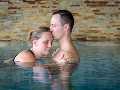Familienhotel - Schwimmkurse im Hotel - Deutschland - Endlich Zeit für uns... - Elldus Resort - Familotel Erzgebirge