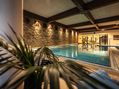 Familienhotel - Verpflegung: Frühstück - Sachsen - Pool im Elldus Spa - Elldus Resort - Familotel Erzgebirge