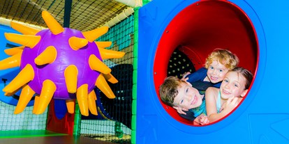 Familienhotel - Spielplatz - Playground - ULRICHSHOF Nature · Family · Design